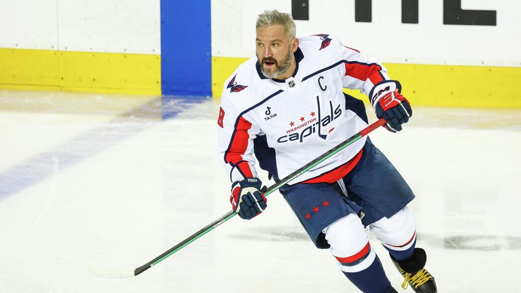 Овечкин рекорд НХЛ — Александр Овечкин установил новый рекорд НХЛ по голам — 918 шайб