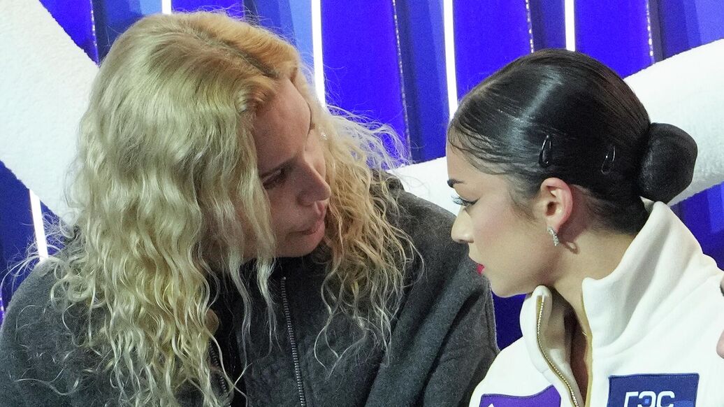 Петросян Тутберидзе Олимпиада — Аделия Петросян на тренировке с Тутберидзе на Олимпиаде