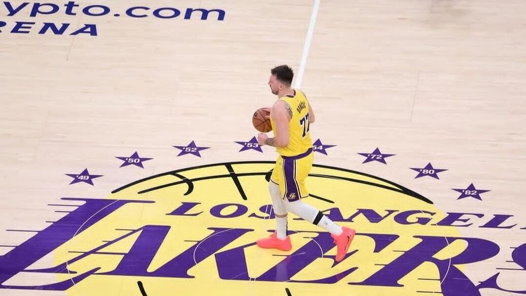 Дончич 51 очко — Дончич набрал 51 очко в победном матче "Лейкерс" в НБА