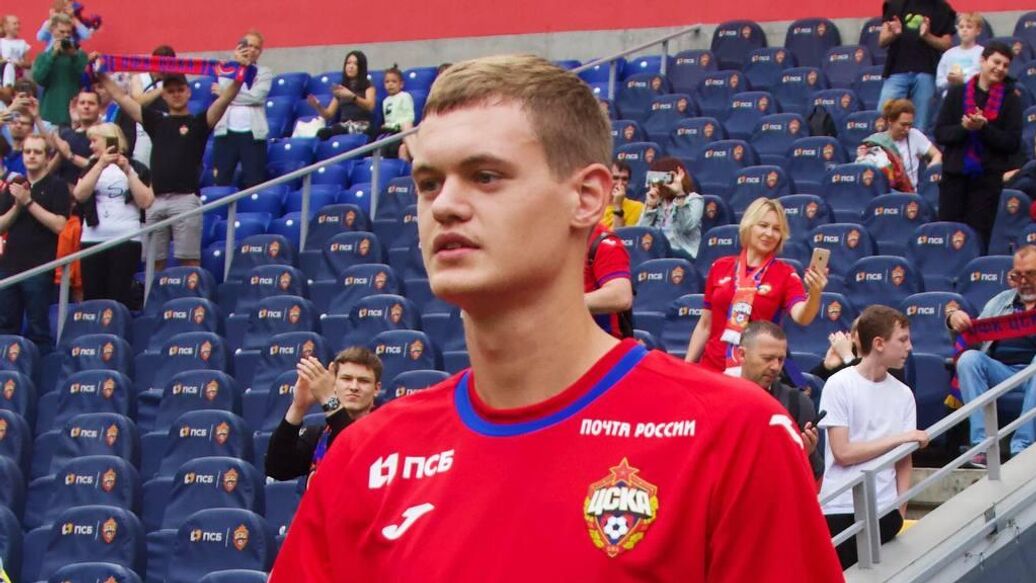 Уфа, футболист, задержание — Клуб 'Уфа' отреагировал на инцидент с футболистом