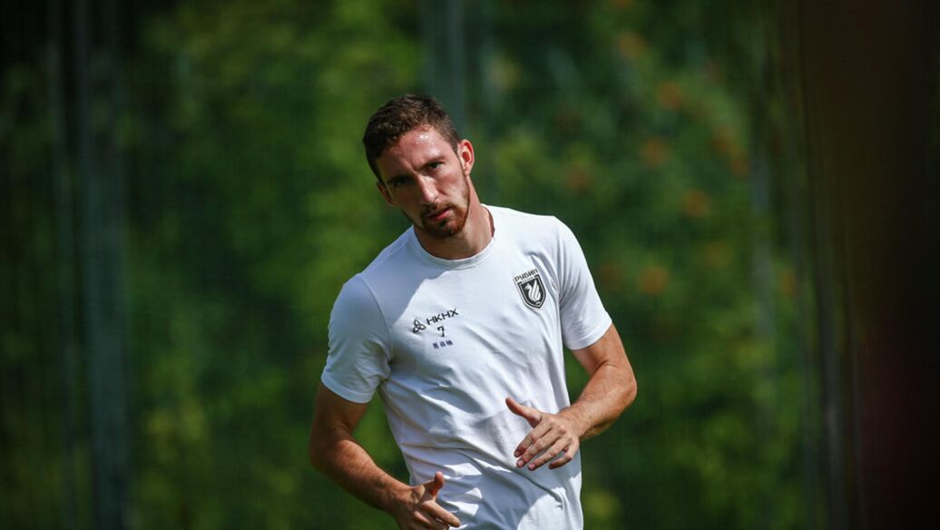 Бакаев, Родина, Акрон — Бакаев подписал контракт с московской 'Родиной'