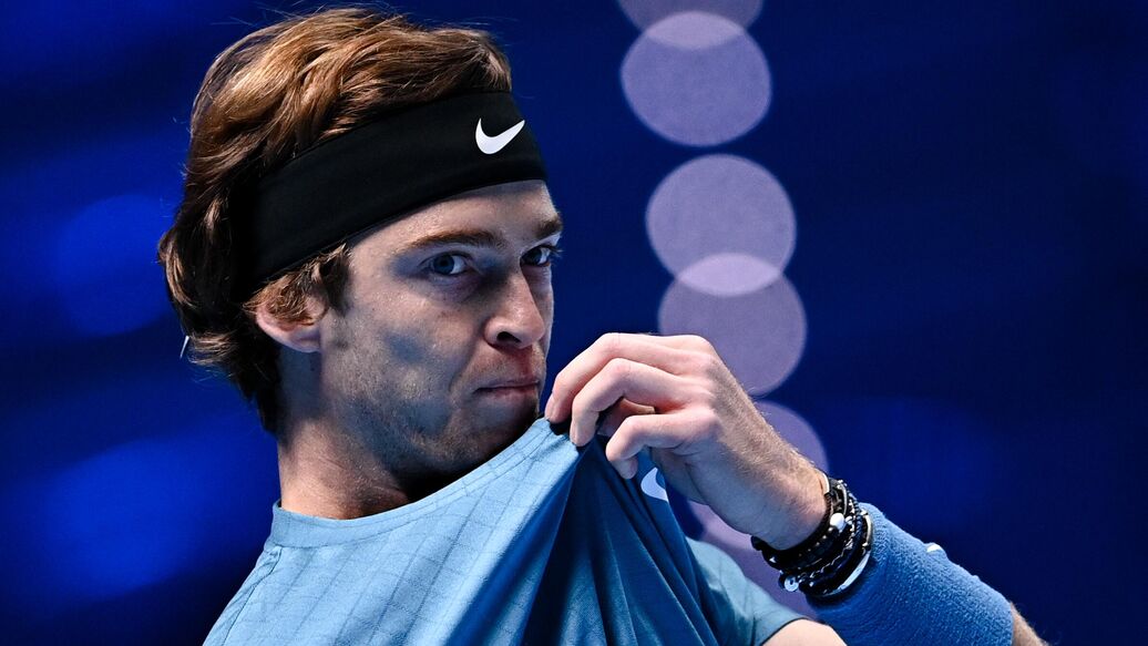 Рублев Алькарас Доха — Рублев уступил Алькарасу в Дохе