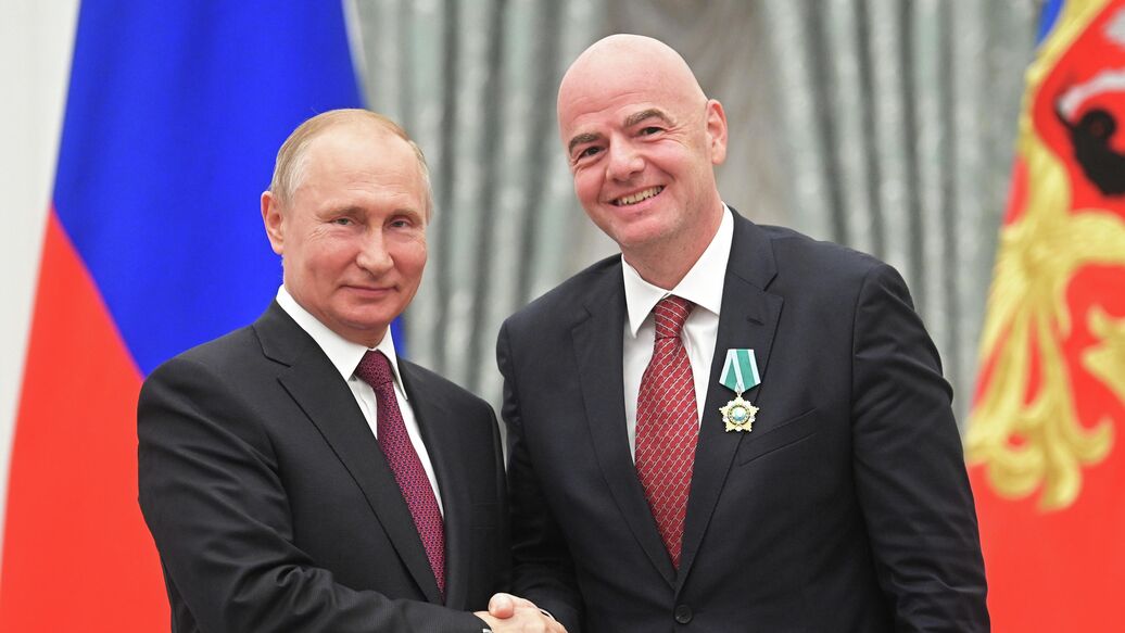 Украина ФИФА Россия — Украина осуждает главу ФИФА за его высказывания о России