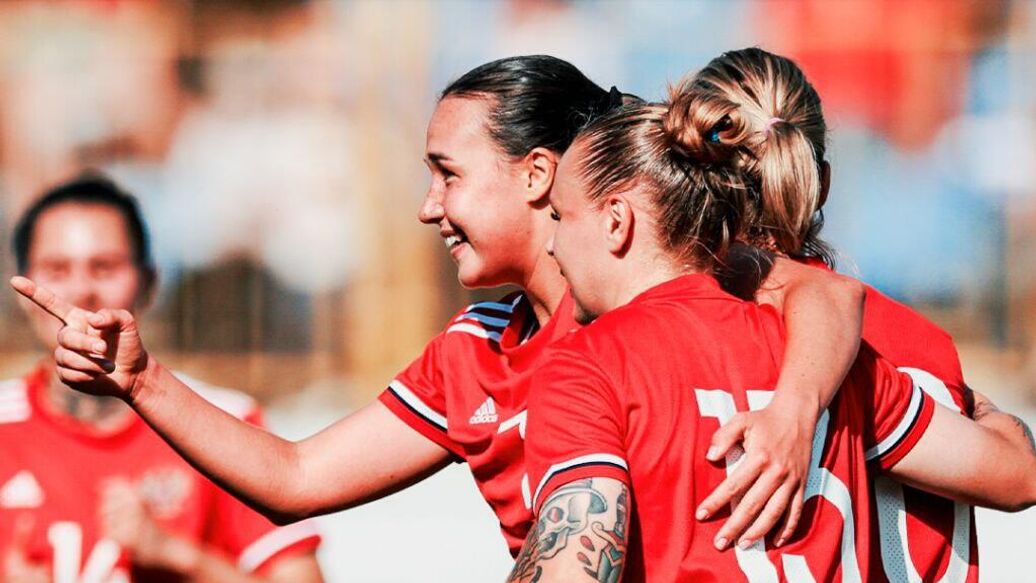 женская сборная России — Женская сборная России по футболу вернулась из ОАЭ