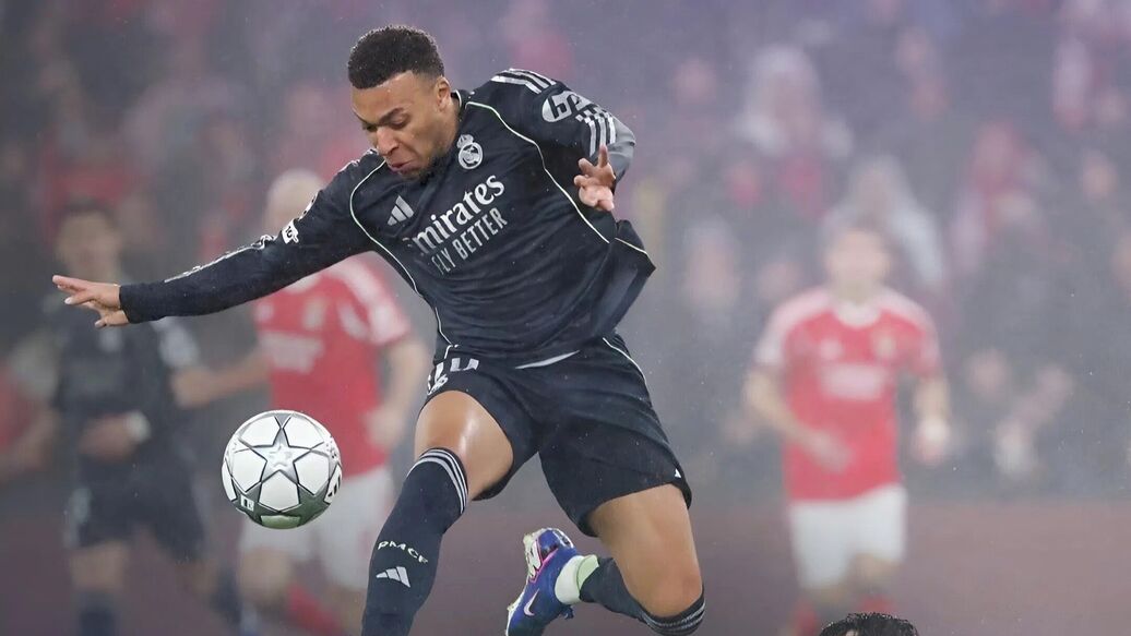 ПСЖ Мбаппе долг — ПСЖ частично оплатил долг перед Мбаппе, сообщают источники