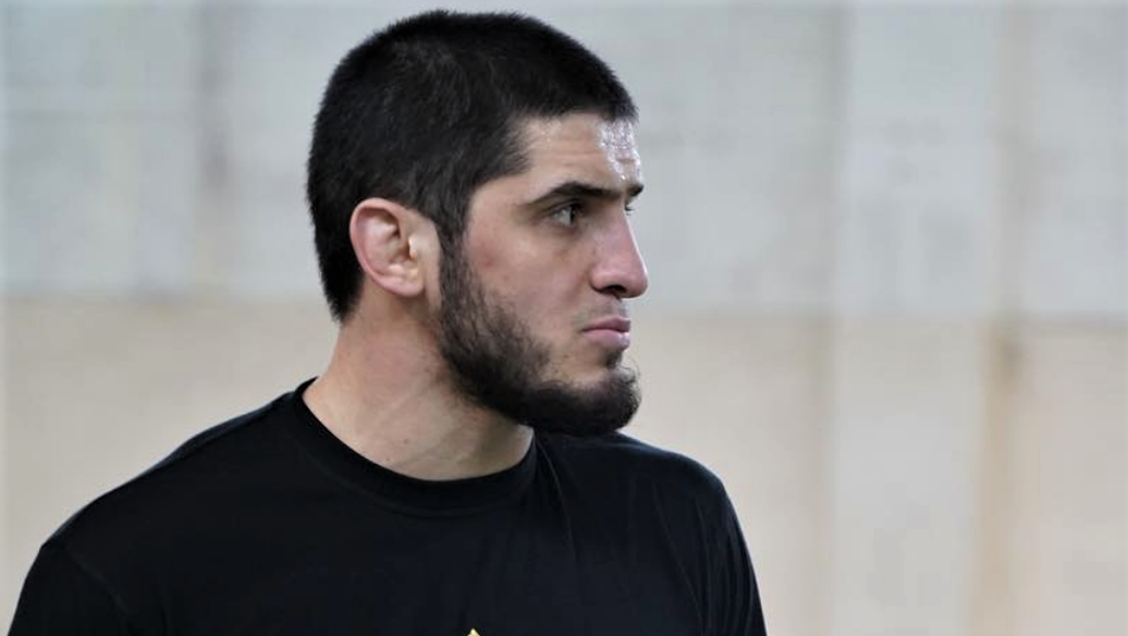 Ислам Махачев UFC бой — Ислам Махачев высказал мнение о своем следующем поединке