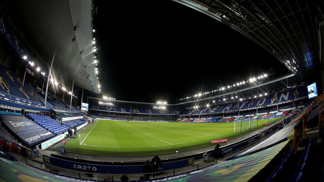 Тоттенхэм штраф, поведение фанатов, УЕФА — УЕФА наложил штраф на "Тоттенхэм" за действия фанатов