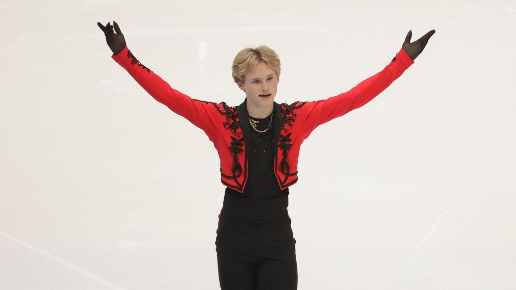 Малинин олимпиада короткая программа — Малинин не смог одержать победу в короткой программе командного турнира