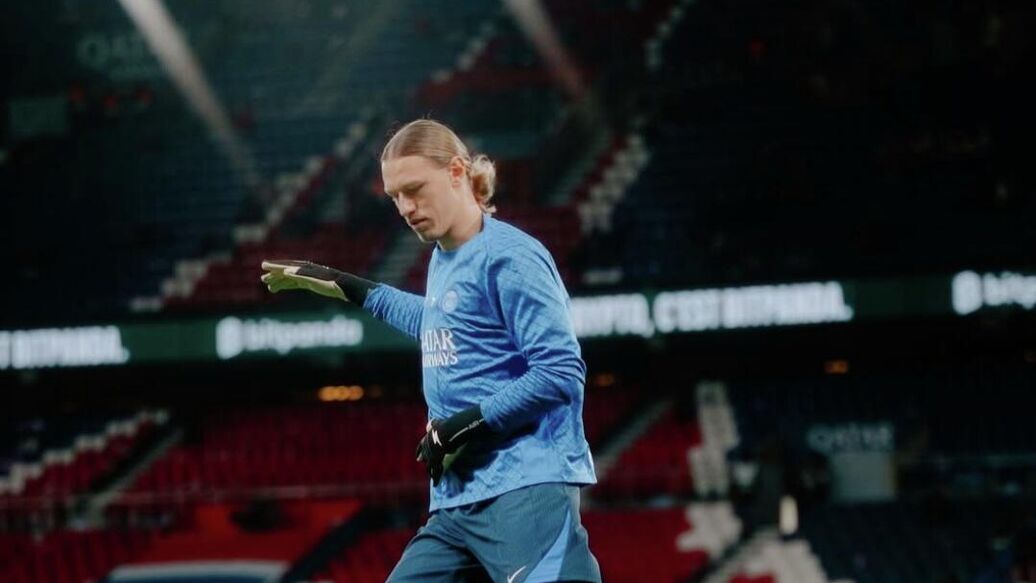 Сафонов, Луис Энрике, вратарь — Луис Энрике отметил мастерство Сафонова с мячом