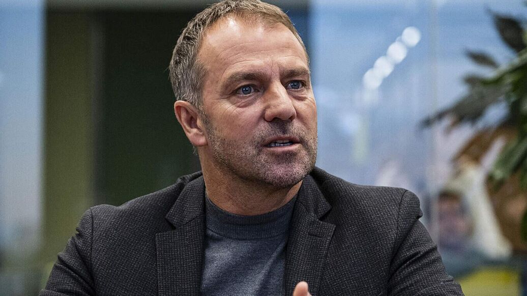 Флик, Барселона, контракт — Тренер Флик продлит контракт с "Барселоной" до 2028 года