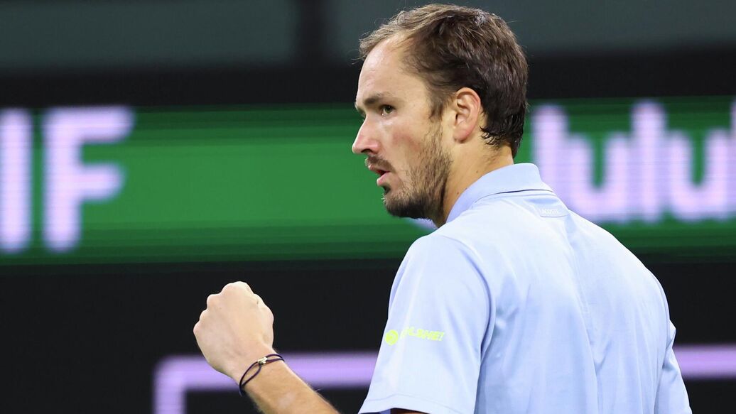 Медведев потеря багажа — Медведев сообщил о пропаже багажа перед турниром в Майами