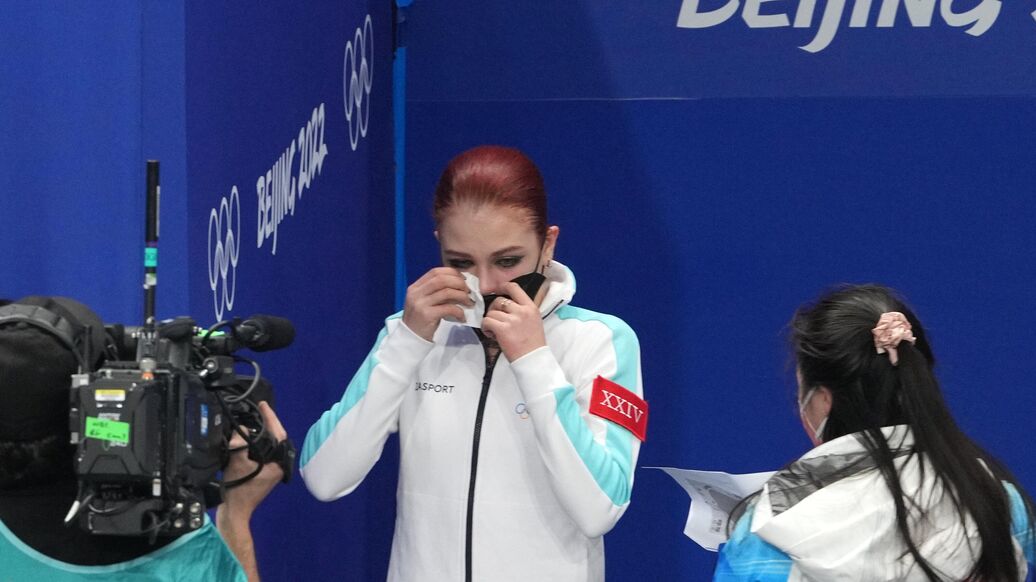 слезы Трусовой Олимпиада — Фадеев прокомментировал слезы Трусовой на Олимпиаде