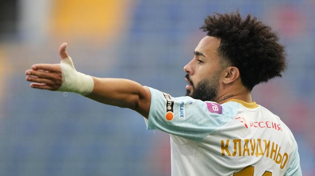 Клаудиньо покинул Катар — Бразильский экс-игрок "Зенита" покинул Катар с семьей