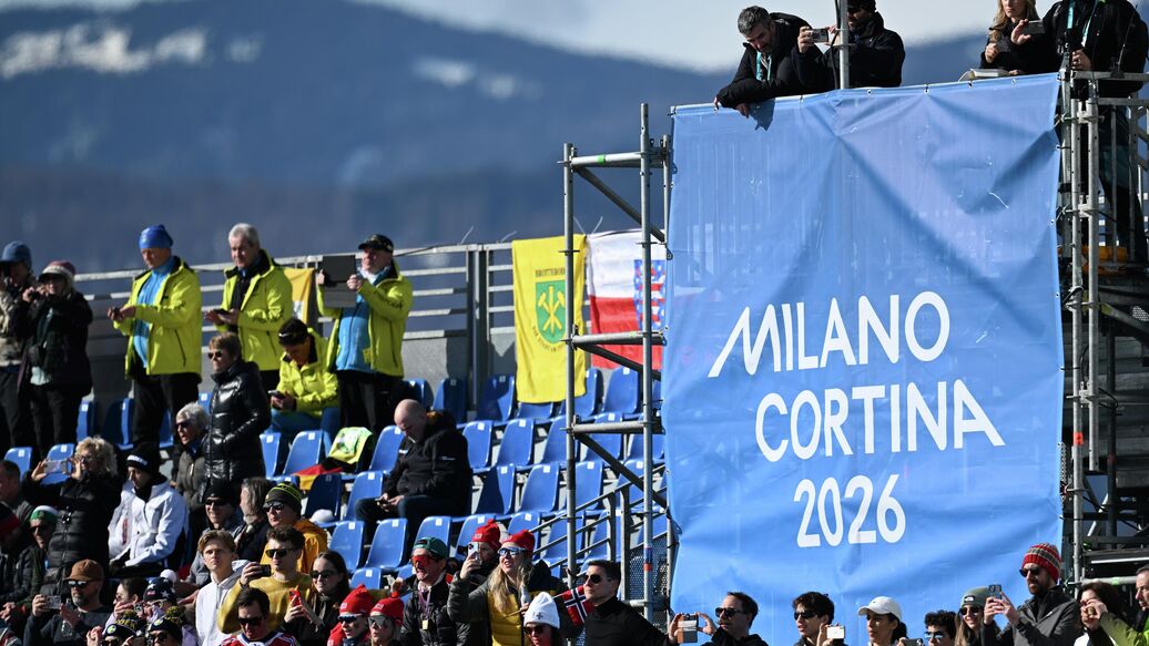 билеты Олимпиада фигурное катание — Российская фанатка отказалась от билетов на Олимпийские игры