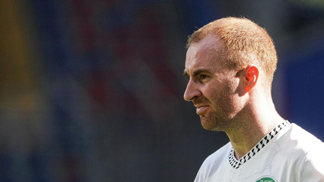 Ахмат, потерял сознание, матче РПЛ — Игрок "Ахмата" потерял сознание после удара ногой в лицо