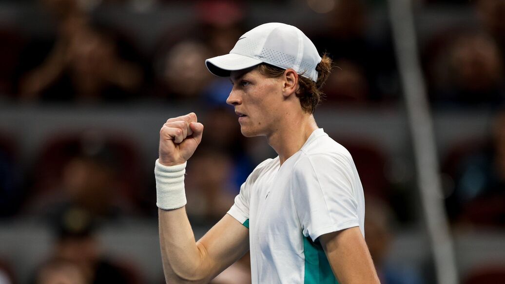 Синнер умный браслет Australian Open — Яннику Синнеру запретили умный браслет на Australian Open: что произошло