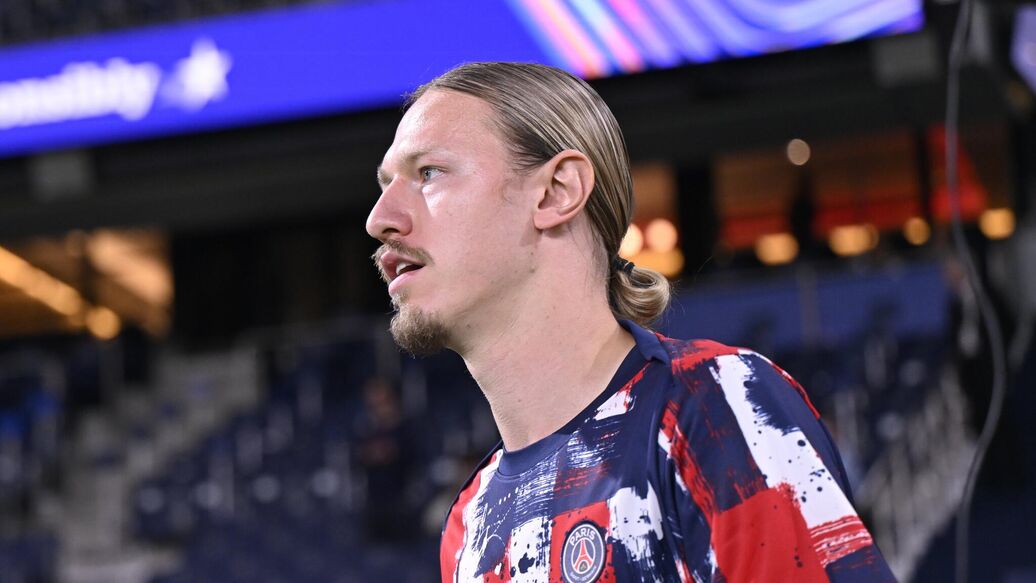 Сафонов, Шевалье, ПСЖ — Сафонов не считает Шевалье соперником в "ПСЖ"