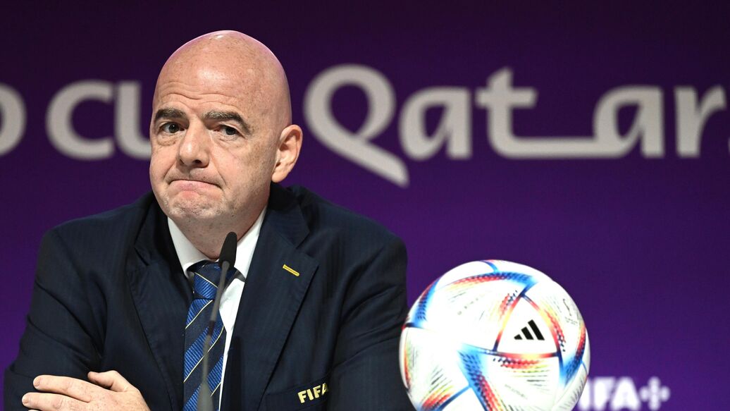 ФИФА, удаление игроков, расизм — Глава ФИФА предложил удалять игроков за прикрытие рта