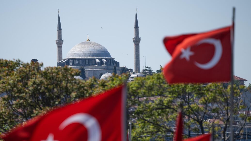 ставки на футбол, допинг, Стамбул — В Стамбуле раскрыли дело о ставках на футбол и допинге