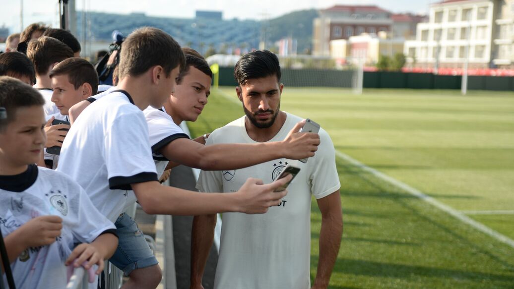 Боруссия Джан контракт — Дортмундская 'Боруссия' продлила контракт с Джаном