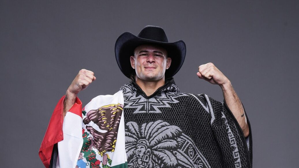 Лопес Волкановски бой — Лопес получил тяжелую травму во время боя с Волкановски