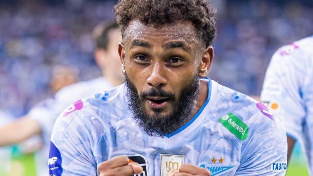 Вендел на тренировке Зенита