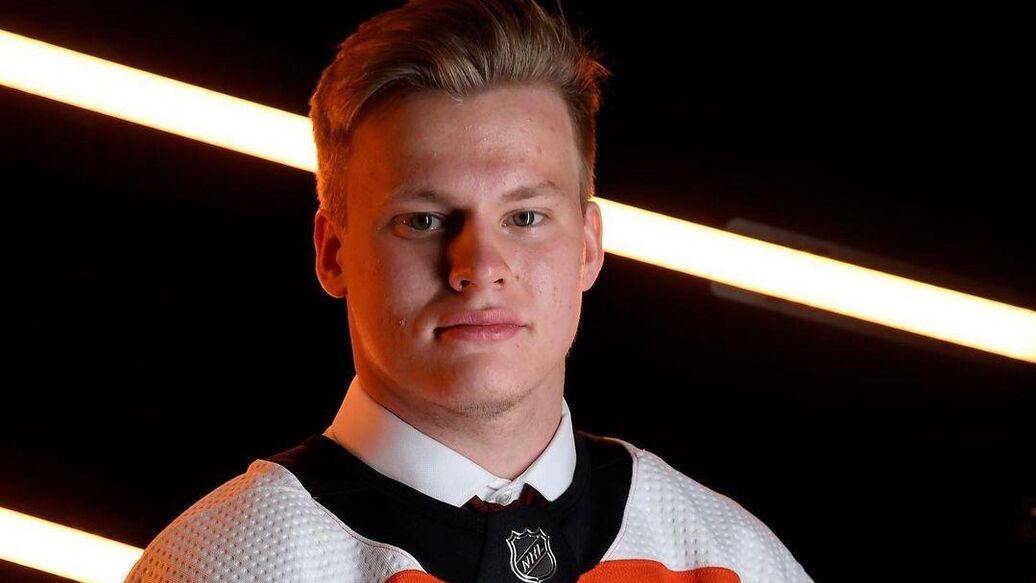 Мичков Филадельфия тренер — Тренер "Филадельфии" объяснил, почему Мичков редко выходит на лед