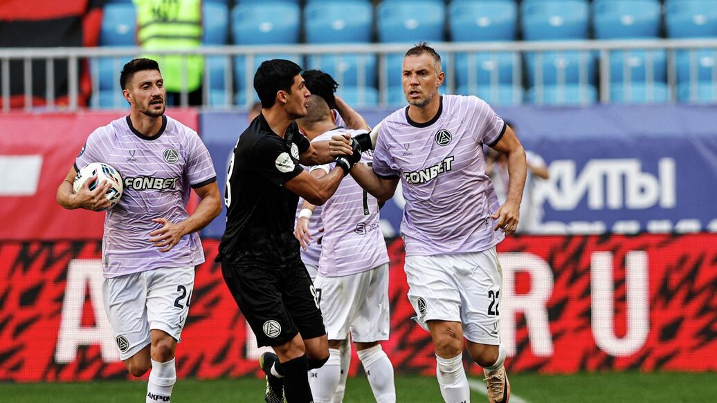 Акрон Ахмат ничья — Акрон и Ахмат разошлись миром благодаря голу Дзюбы