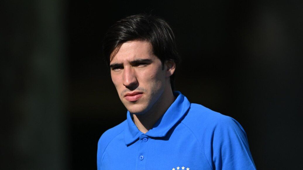 Ньюкасл Астон Вилла Кубок Англии — Дубль Тонали принес "Ньюкаслу" победу над "Астон Виллой" в Кубке Англии