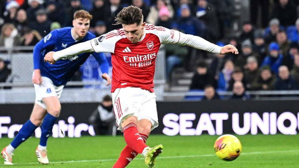 Арсенал Тоттенхэм дерби — Арсенал одержал победу над Тоттенхэмом в дерби