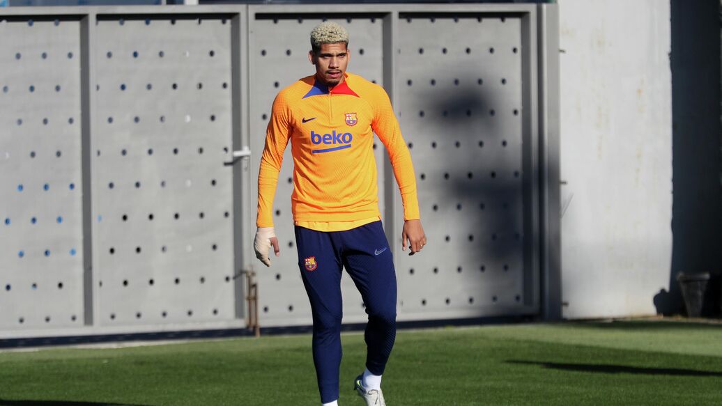 Араухо забил Барселона — Араухо забил за "Барселону" после депрессии